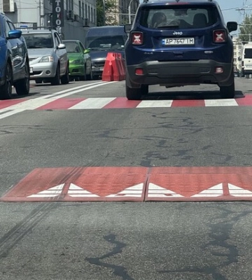 У Запоріжжі хочуть встановити "берлінські подушки" біля "Райдуги" через нічні дрифт-шоу