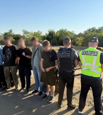 На Одещині ухилянти намагалися виїхати за кордон на підводі з сіном
