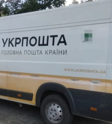 В Хмельницкой области мужчина угнал автомобиль Укрпочты