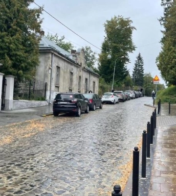 У Львові відремонтували проїжджу частину вулиці Драгоманова