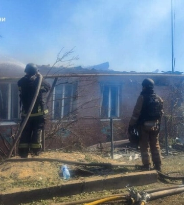 Рашисти обстріляли прифронтові села Харківщини — спалахнули пожежі