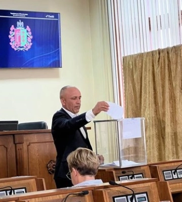В Черновцах уволили председателя облсовета