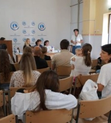 18 дітей із діабетом на Закарпатті отримали сучасні інсулінові помпи
