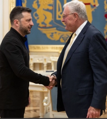 Зеленський обговорив з Келлогом військову співпрацю і мирні зусилля