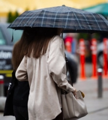 Сильні дощі та грози на заході України, на півдні – до 26°: якою буде погода 12 вересня