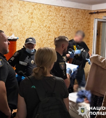 У Києві знайдено мертвими жінку та ії неповнолітню доньку - імовірний вбивця загинув