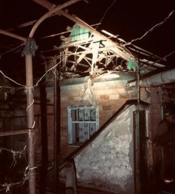 Россияне ранили жителя Марганца, Никопольщину атаковали "Градами", артиллерией и беспилотниками. ФОТО