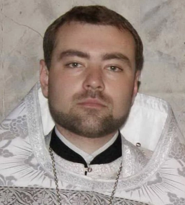 Священник московського патріархату використав сокиру для нападу на працівника ТЦК у Черкасах