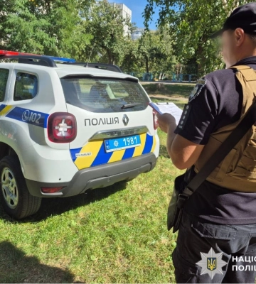На Київщині поліцейські встановлюють обставини трагічної загибелі людини внаслідок падіння з висоти