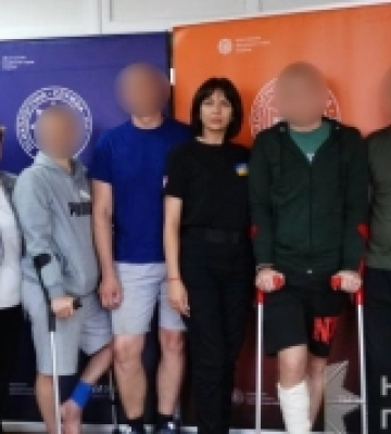 На Волині для поранених захисників провели заняття з арттерапії