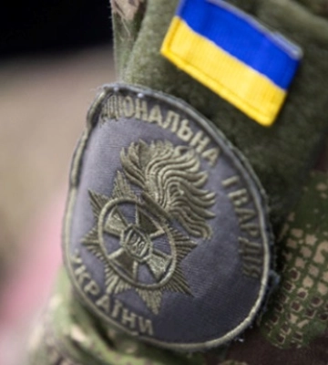 В Ивано-Франковске двое молодых людей избили нацгвардейца из-за замечания