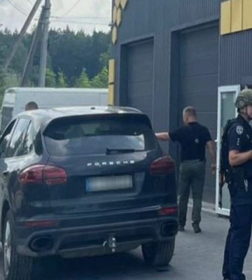 На Львівщині сталася стрілянина в офісі автосервісу, є загиблі, на місці працює поліція