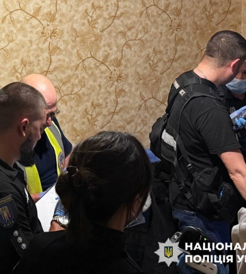 Задушив дружину з донькою і наклав на себе руки: поліція Києва розслідує моторошне вбивство