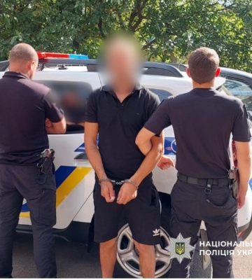 За хибні виклики поліції житель Одещини може отримати вісім років за гратами