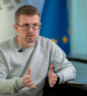САП вимагає конфіскувати у Головного санітарного лікаря України два будинки і землю