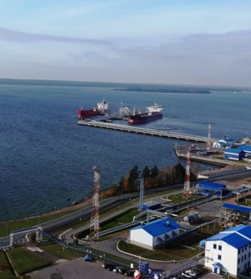 Украинские дроны впервые остановили работу ключевого западного нефтяного терминала России