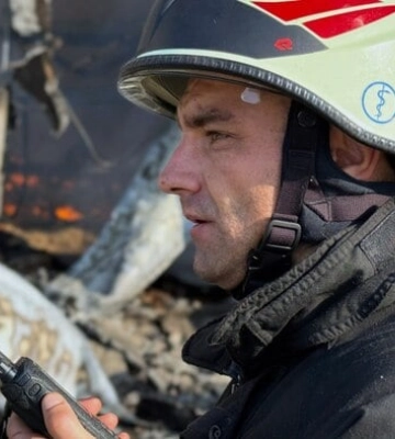 У Загвізді рятувальники ліквідували пожежу на складі. ФОТО