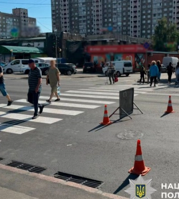 Напідпитку скоїла наїзд на військовослужбовицю й втекла: поліція Києва затримала водійку