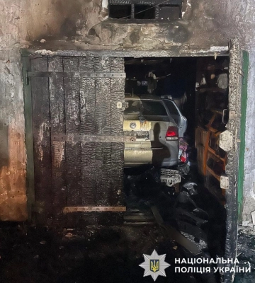 На Київщині затримано дебошира, який у припадку гніву підпалив гараж разом з його власником