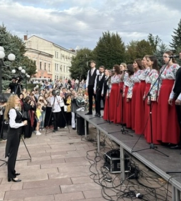 У Чернівцях відтворили перше виконання «Червоної рути»