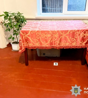 На Рівненщині затримано чоловіка, який побив матір та нещадно розправився зі стареньким батьком