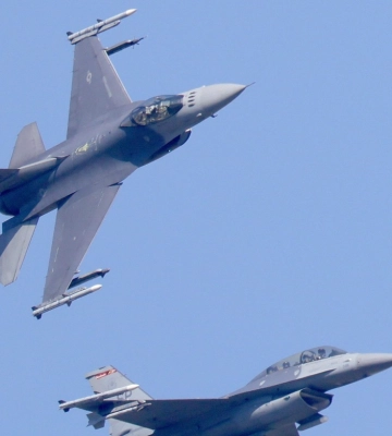 Румунія задіяла F-16 для спостереження за дроном рф на своїй території