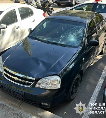 Втік, лишивши молоду дівчину між життям і смертю: жахлива ДТП у Миколаєві