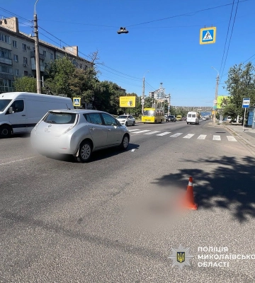 Втік, лишивши молоду дівчину між життям і смертю: жахлива ДТП у Миколаєві