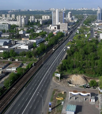 Рух Броварським проспектом у Києві частково обмежать на три тижні - КМДА