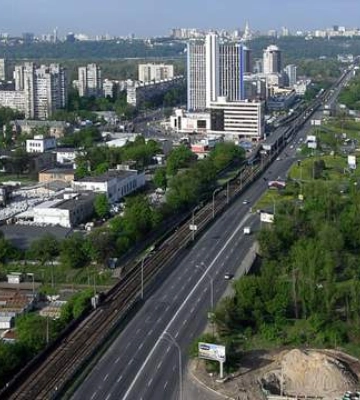 Рух Броварським проспектом у Києві частково обмежать на три тижні - КМДА