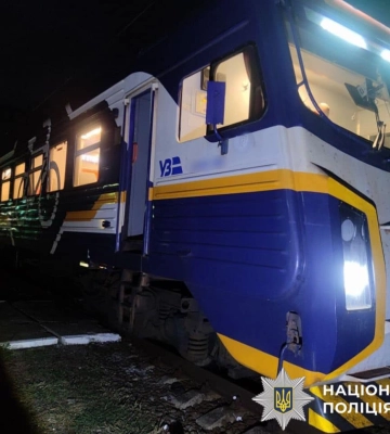 На Київщині жінка трагічно загинула під колесами електропотягу, - поліція
