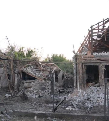 Вибухи у Запорізькому районі: палали будинки, зникло електропостачання