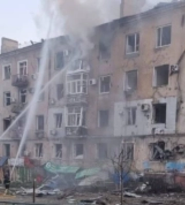 Вночі Росія вдарила трьома бомбами по центру Краматорська: відомо про дев’ятьох поранених