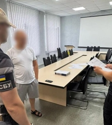 Чиновника ВСУ подозревают в продаже должностей в тылу за $10 тысяч