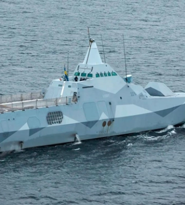 Кораблі НАТО провели спецоперацію через підозріле російське судно