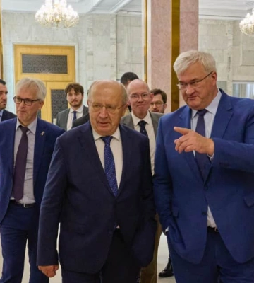Сибіга розповів про зустріч з єврокомісаром з оборони у Києві