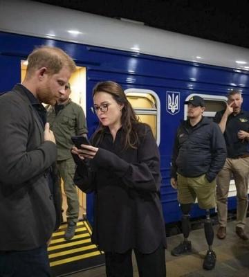 Принц Гарри в Киеве, возможно, тайно встретился с Зеленским – The Guardian