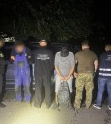 На Закарпатті затримали переправника військовозобовʼязаних через кордон