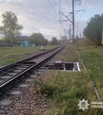 Поліція Житомирщини встановила особу чоловіка, який загинув під колесами потягу