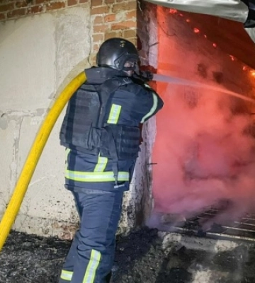 На Харківщині через атаку БПЛА виникла пожежа на агропідприємстві