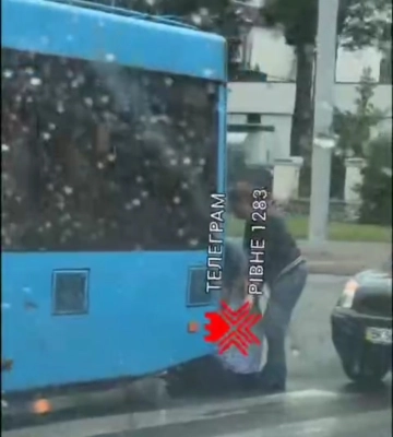З полеглим захисником Максимом Пастуховим попрощались у Рівному