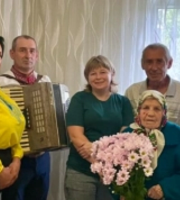 Довгожителька з Волині відзначила 100-річний ювілей