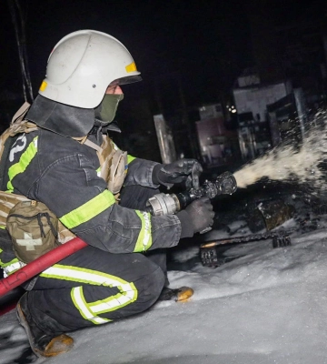 Атака на Одесу: спалахнула пожежа у складському приміщенні 