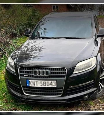 Львів'янин ввозив авто як "гуманітарку" та продавав їх на ринку