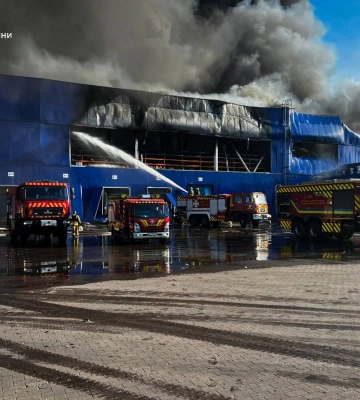 Понад 10 годин гасили пожежу після влучання ворожого дрона на Київщині