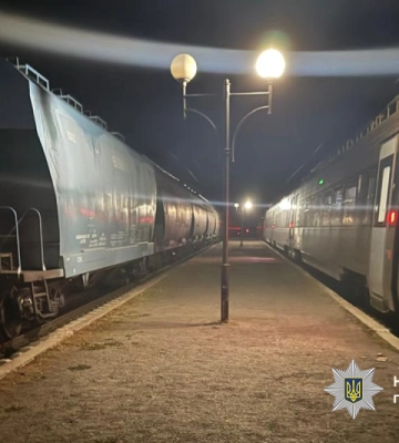 На Тернопільщині вантажний потяг смертельно травмував людину - розпочато розлідування