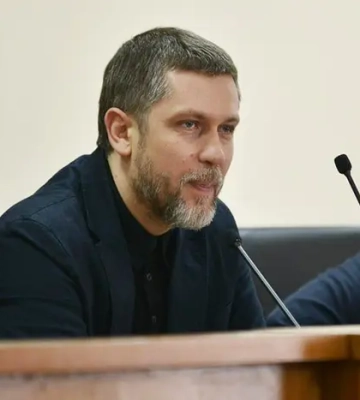 «Це – зведення рахунків». Звільнений голова Чернівецької облради закликав втрутитися Офіс президента