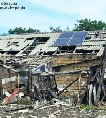 Оккупанты ударили дроном по маршрутке на Запорожье: ранен человек. ФОТО