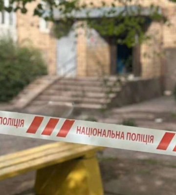 На Дніпропетровщині в каналізації виявили недоношене немовля