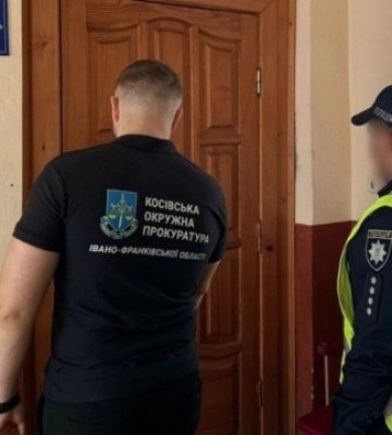 Масштабні збитки на Прикарпатті: посадовцям лісгоспів повідомили про підозру у незаконній вирубці лісів